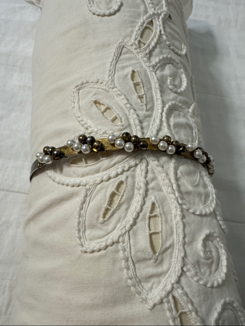 Beaded Pearl Accent Metal Headband - Vintage Brass Tone